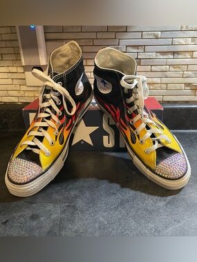 🔥 Custom Bling Converse – One of a Kind 🔥
